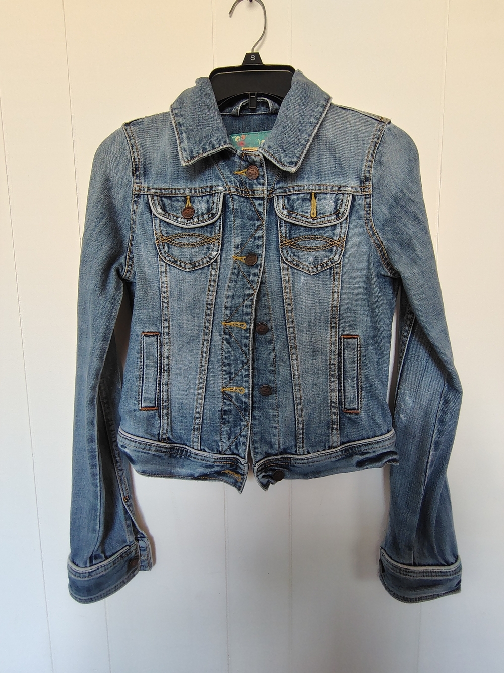 Abercrombie  & Fitch Light Wash Denim Jacket Size S.